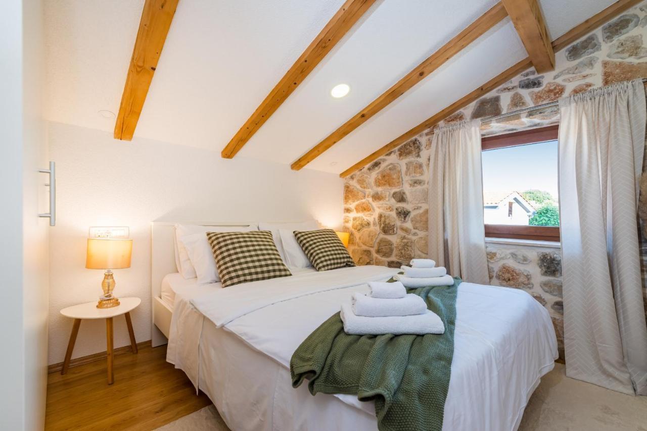 Stone Villa Miandri Sukošan Exterior foto