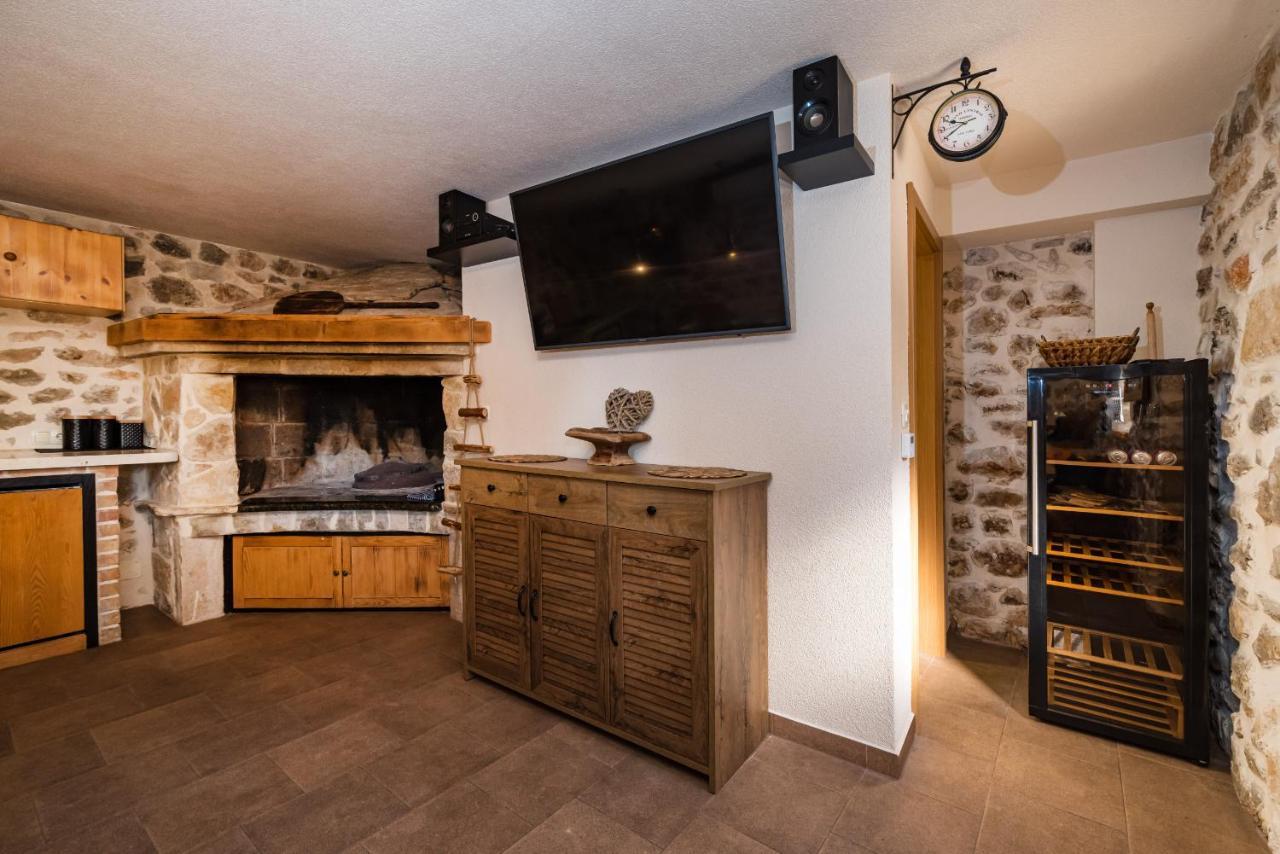 Stone Villa Miandri Sukošan Exterior foto