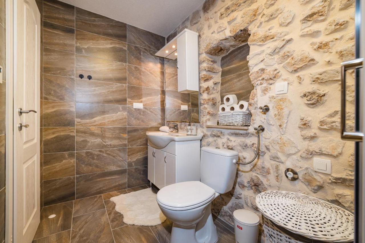 Stone Villa Miandri Sukošan Exterior foto